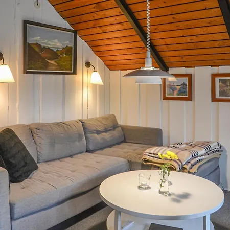 3 Bedroom Stunning Home In Ansager * Ansager